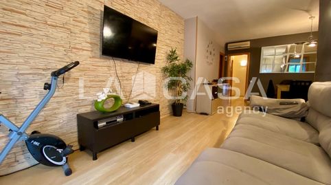 Foto 5 de Piso en venta en Can Mariner, Santa Coloma de Gramenet
