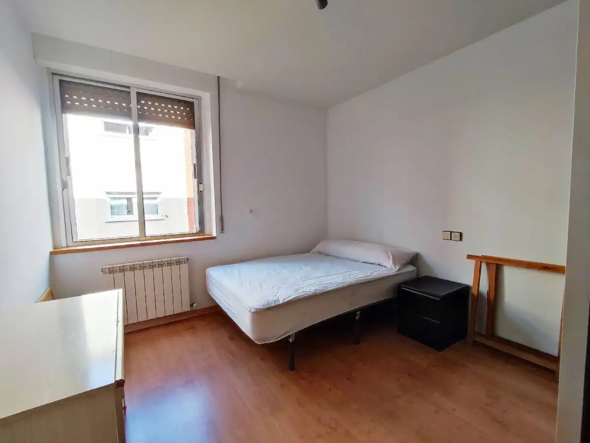 Bedroom of Flat for rent in Salamanca  with Heating and Furnished