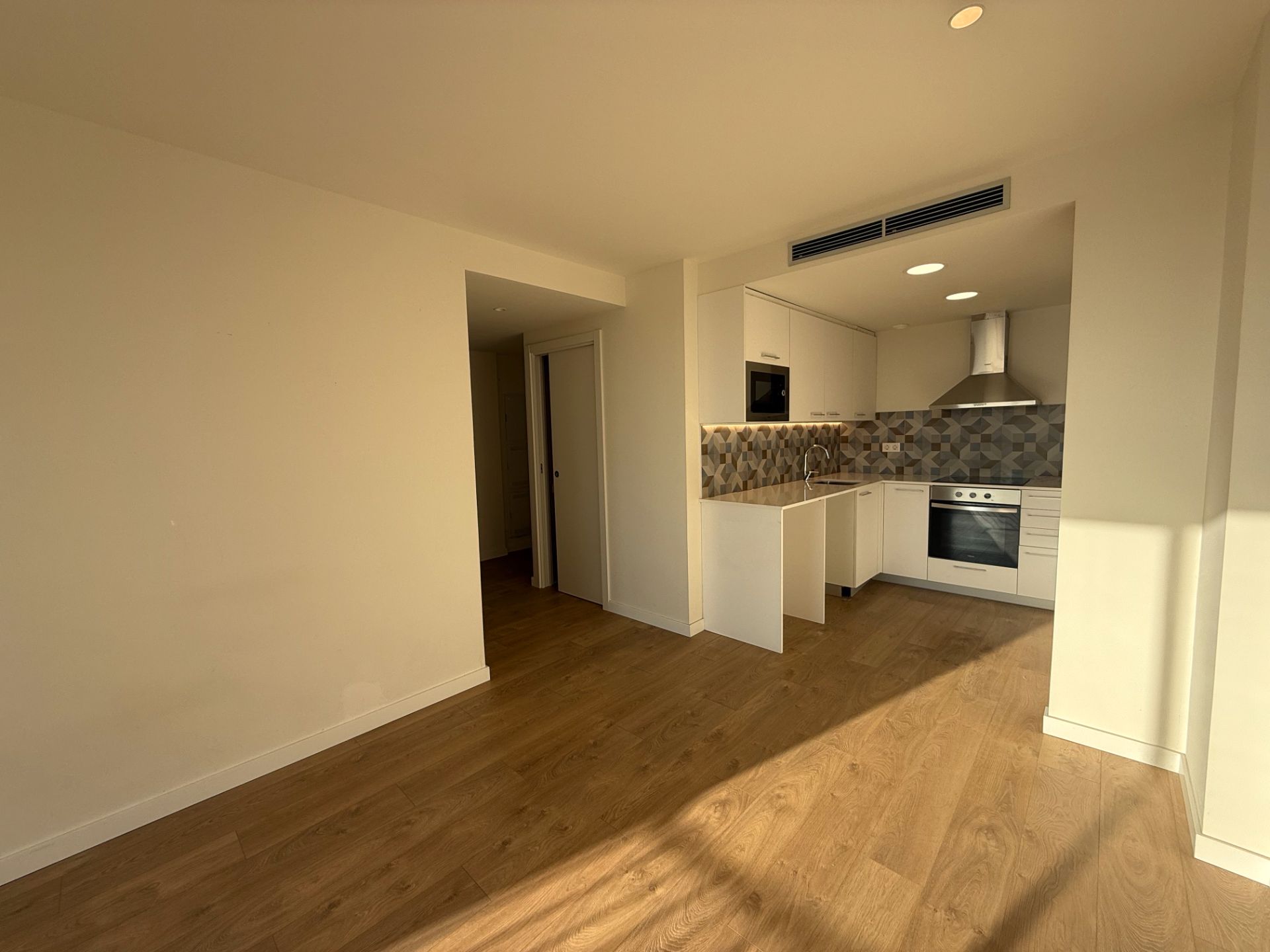 Kitchen of Flat to rent in Sabadell  with Air Conditioner, Heating and Balcony