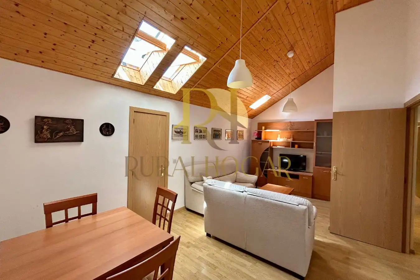 Wohnzimmer von Wohnung zum Verkauf in Cabrillanes