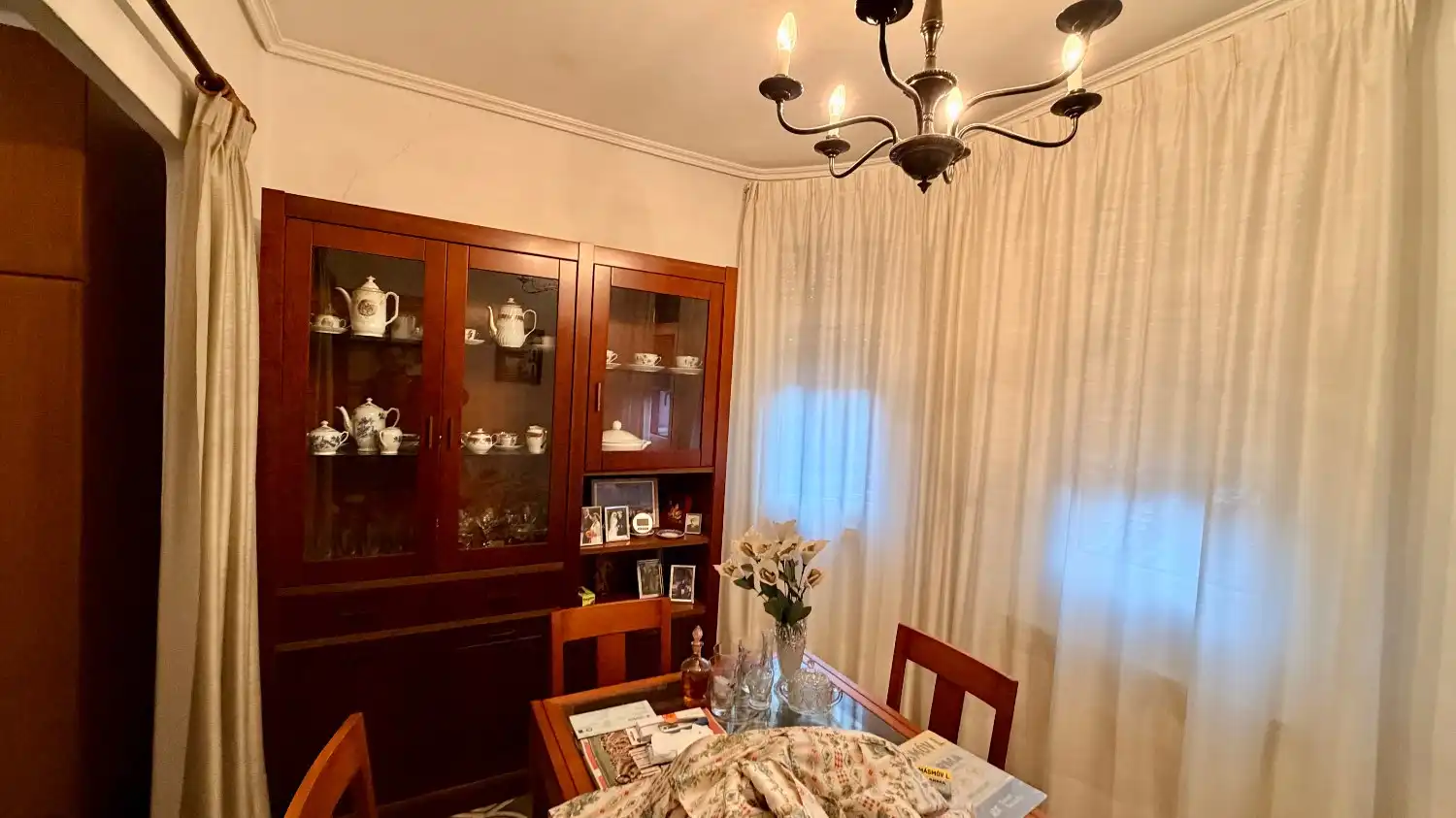 Esszimmer von Einfamilien-Reihenhaus zum Verkauf in Ferrol mit Heizung, Abstellraum und Alarm