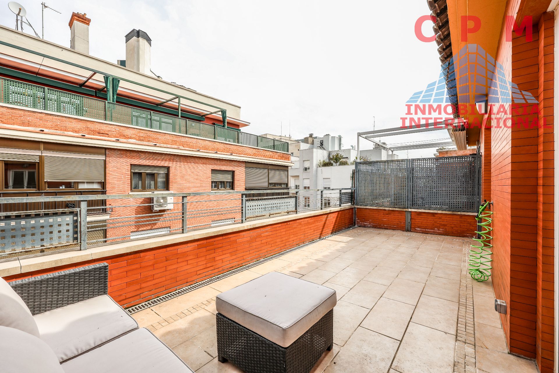 Terrace of Duplex for rent in  Madrid Capital  with Air Conditioner, Heating and Parquet flooring