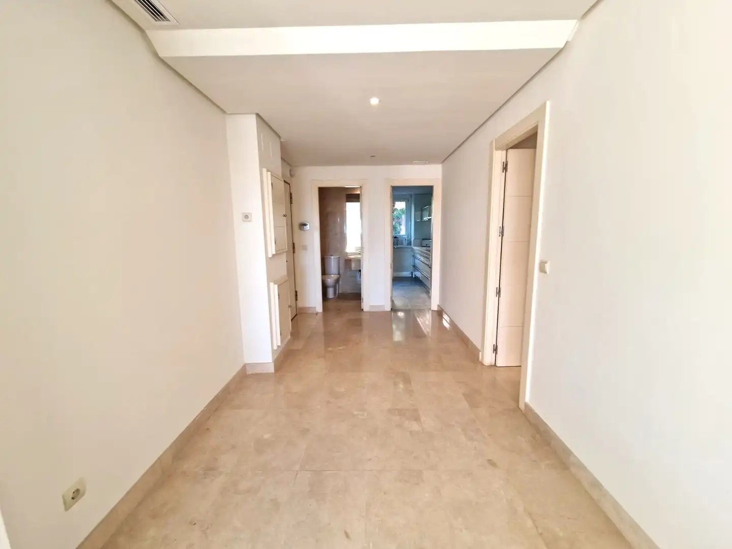 Apartment mit Pool zum Verkauf in Nueva Andalucía, imagen 23