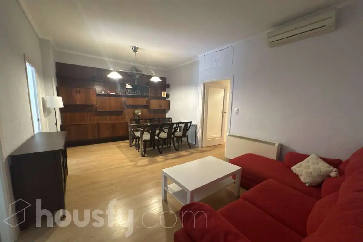 Sala d'estar de Pis de lloguer en Madrid amb Aire condicionat, Calefacció i Parquet