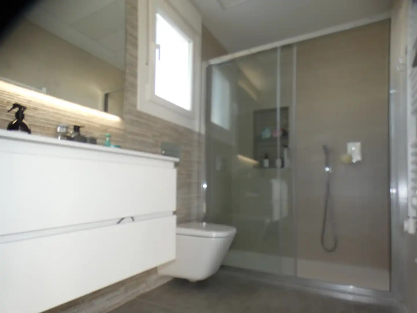 Baño de Casa adosada en venta en San Pedro del Pinatar con Aire acondicionado, Calefacción y Jardín privado