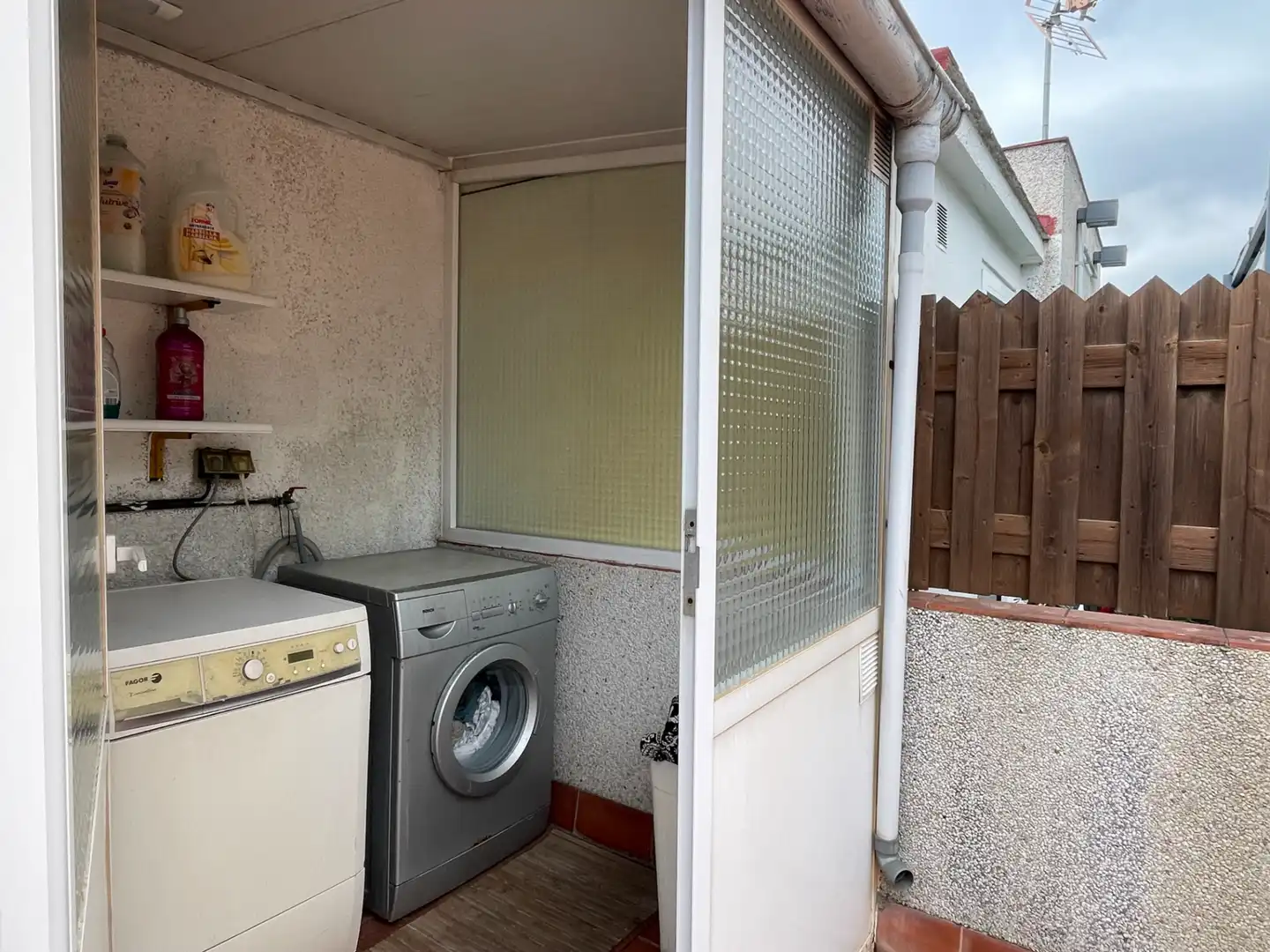 Balcony of Houses for rent in Castelldefels  with Air Conditioner, Heating and Private garden