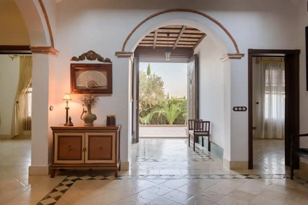Houses for sale in Sevilla  with Air Conditioner, Private garden and Terrace