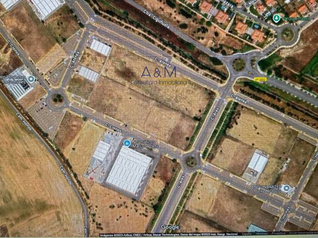 Nave industrial en Venta en Atenea en Sotoverde