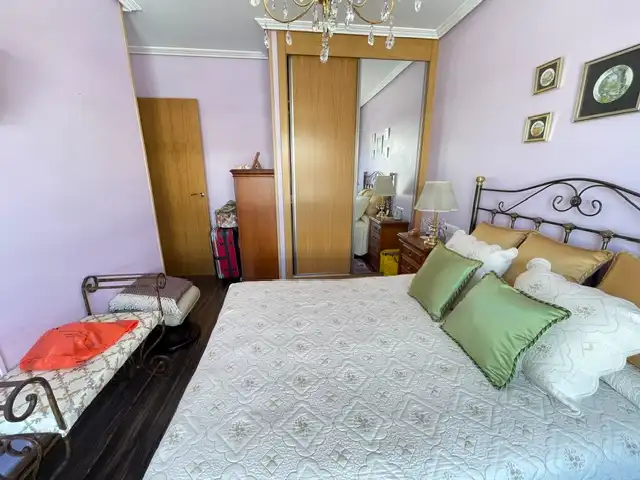 Habitación de Apartamento en venta en Cistérniga con Calefacción, Trastero y Amueblado