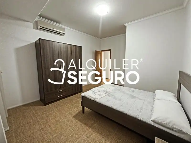 Schlafzimmer von Wohnung zur Miete in Castellgalí mit Klimaanlage und Möbliert