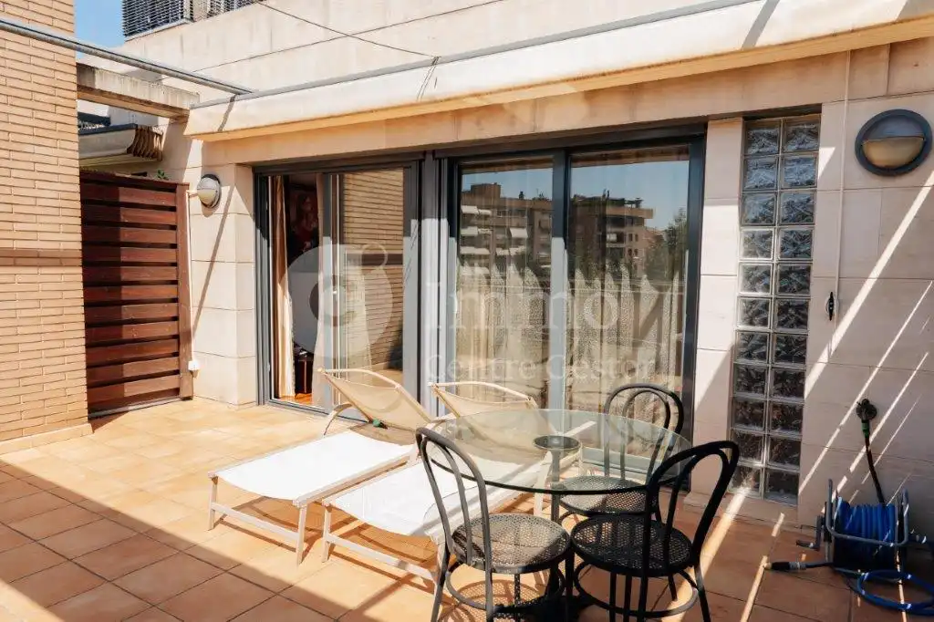 Terrassa de Casa adosada en venda en Lleida amb Aire condicionat, Calefacció i Parquet
