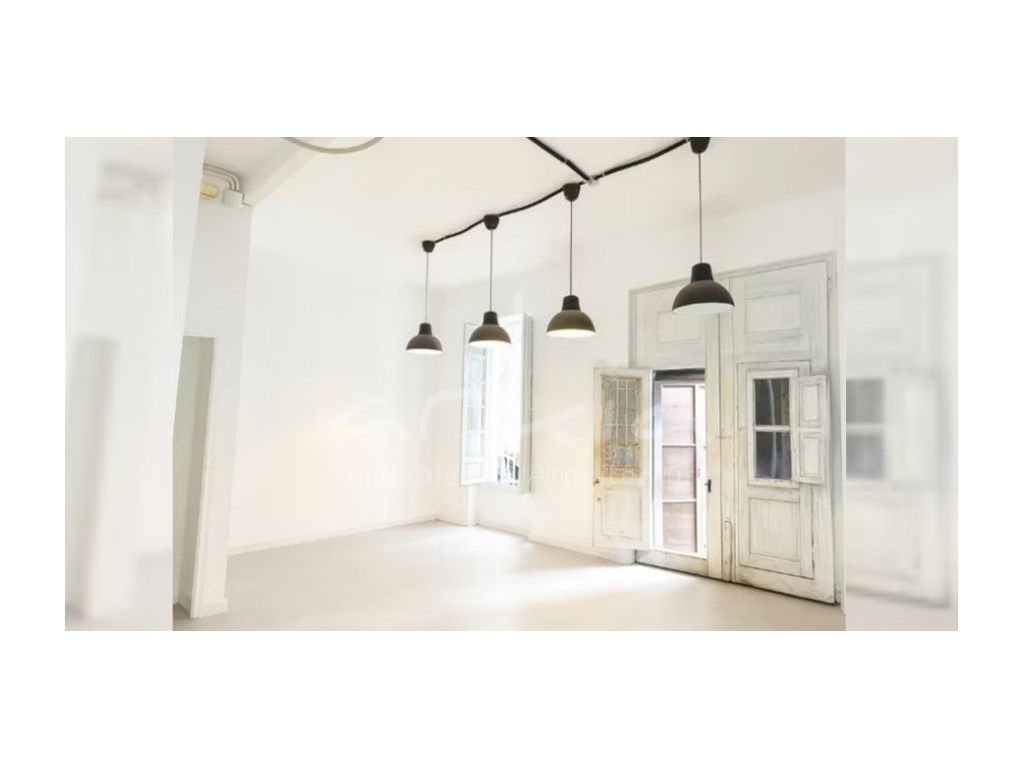 Vista exterior de Planta baixa en venda en  Valencia Capital