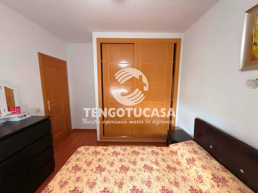 Habitación de Casa o chalet en venta en Bargas con Aire acondicionado, Calefacción y Jardín privado