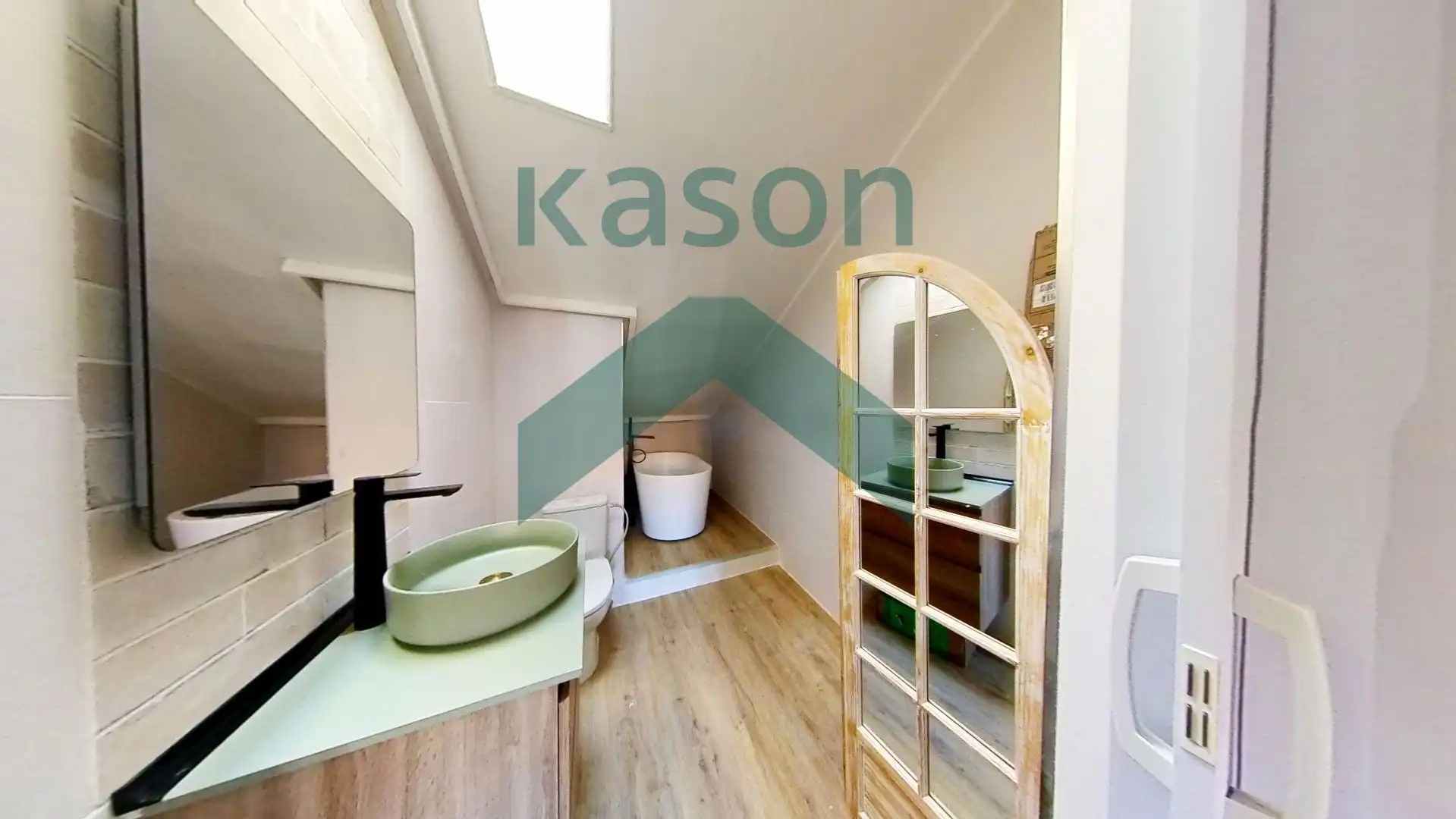 Baño de Apartamento en venta en Madrid con Aire acondicionado y Calefacción