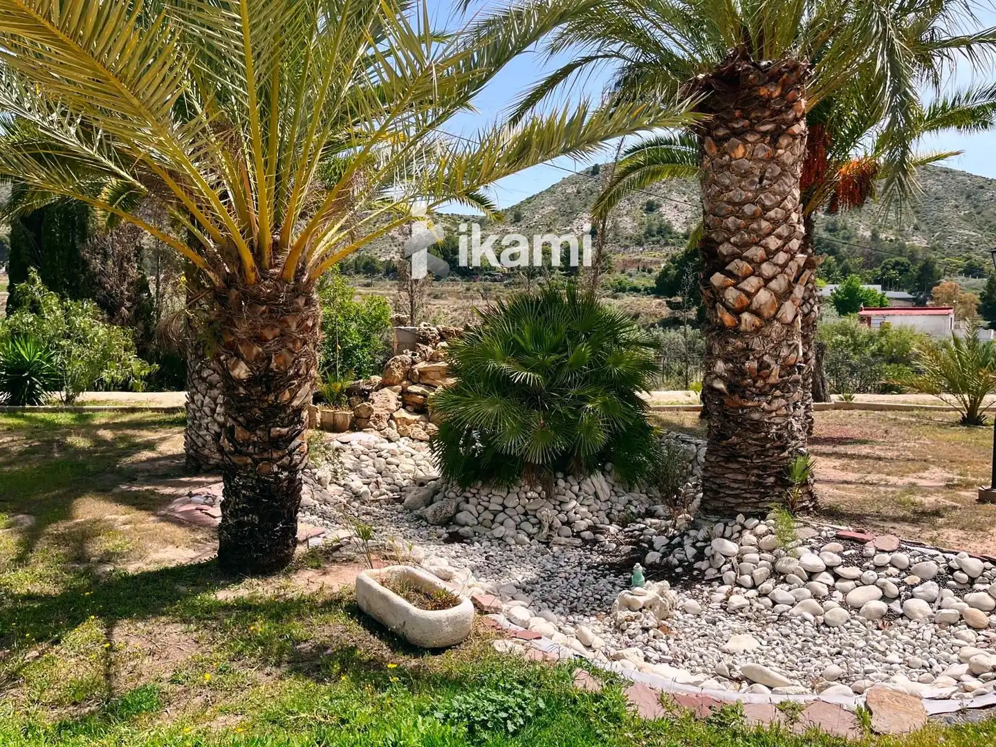 Jardín de Casa o chalet en venta en Elda con Calefacción, Trastero y Piscina
