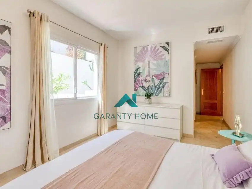 Exterior view of Flat for rent in Estepona  with Air Conditioner, Heating and Terrace