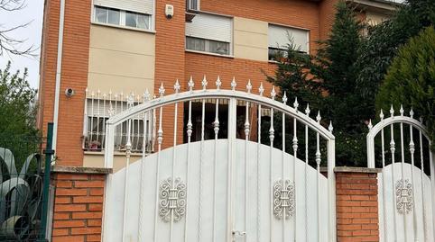 Foto 2 de Casa adosada en venda a  Ramon Maria Valle Inclan, Espartales, Alcalá de Henares
