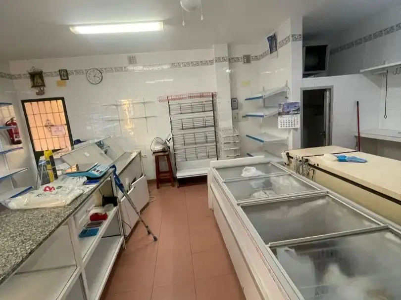 Cocina de Local en venta en Huelva