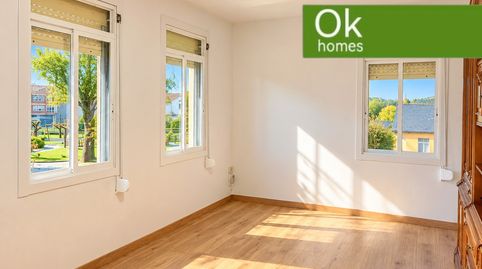 Foto 4 de Casa adosada en venta en Friol, Lugo