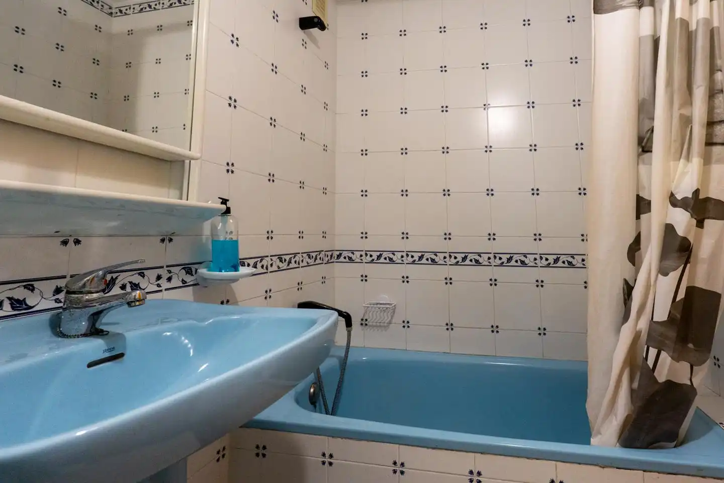 Bathroom of Houses for sale in Santa Pola  with Air Conditioner, Terrace and Storage room