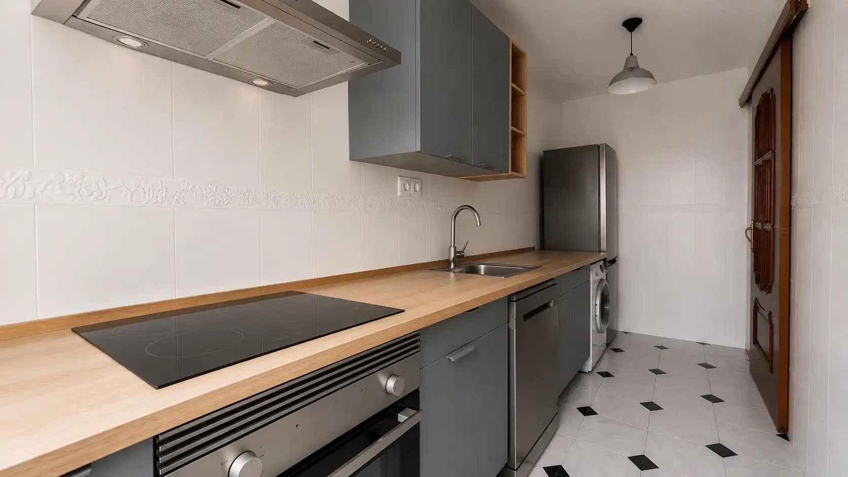 Kitchen of Flat for rent in Valencia  with Air Conditioner, Furnished and Balcony