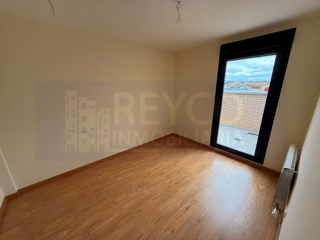 Apartamento con ascensor en venta en Poligono 20 Paraje 155 Partelacuesta, imagen 11