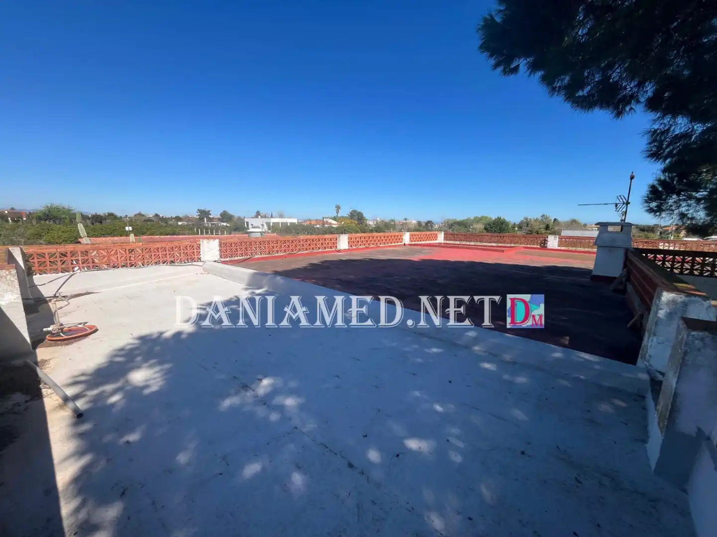 Terrassa de Finca rústica en venda en Oliva amb Jardí privat, Terrassa i Traster