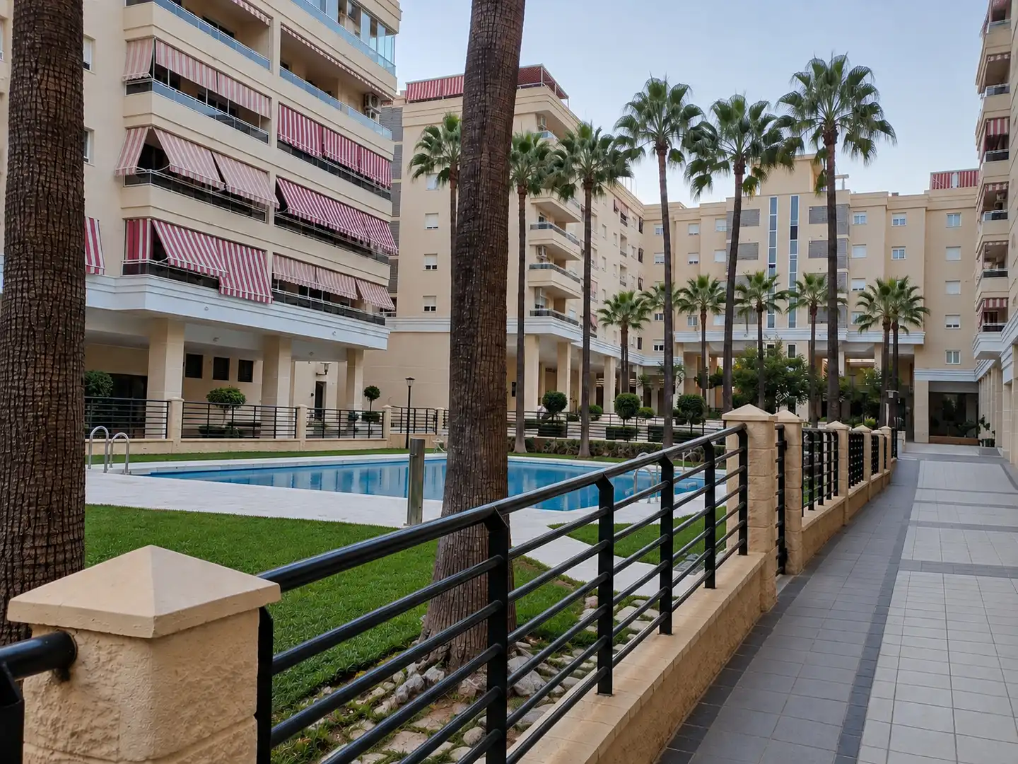 Flat with pool for sale in Calle Mesonero Romanos, imagen 20