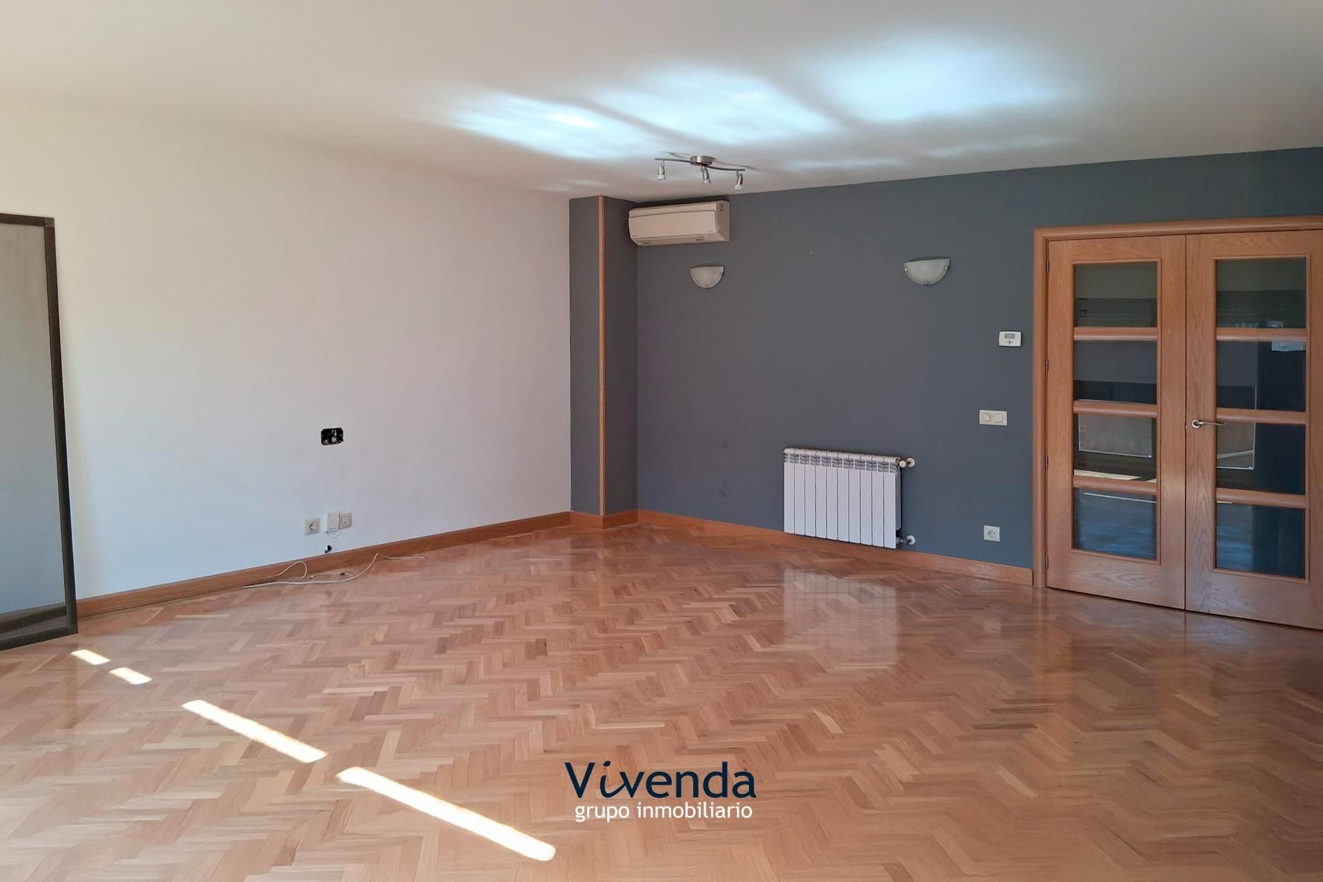 Sala d'estar de Pis de lloguer en Fuenlabrada amb Aire condicionat, Calefacció i Parquet