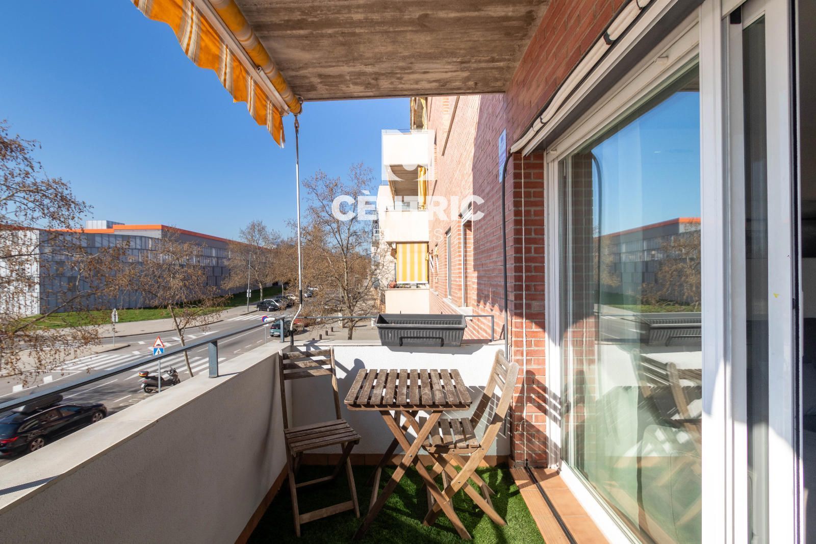 Vista exterior de Pis en venda en Terrassa amb Aire condicionat, Calefacció i Terrassa