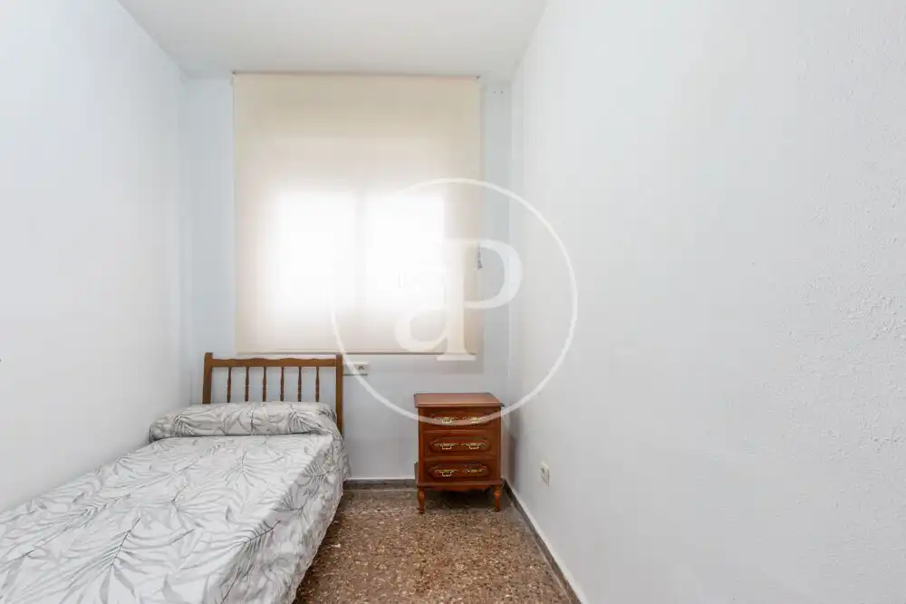 Bedroom of Flat for rent in Valencia  with Heating, Terrace and Furnished
