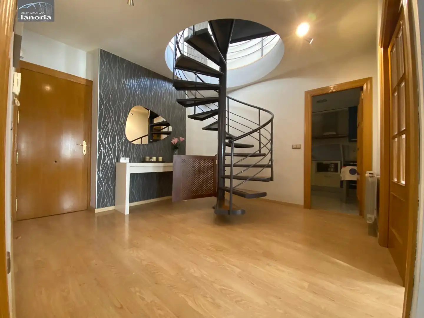 Ático en venta en Albacete con Calefacción, Terraza y Amueblado