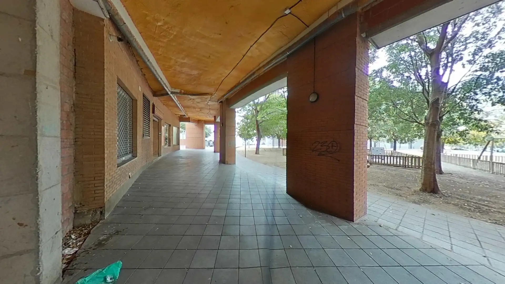 Local comercial en venta en Llanca 14, imagen 8