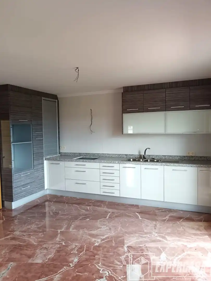 Küche von Wohnung zum Verkauf in Tous mit Klimaanlage und Terrasse