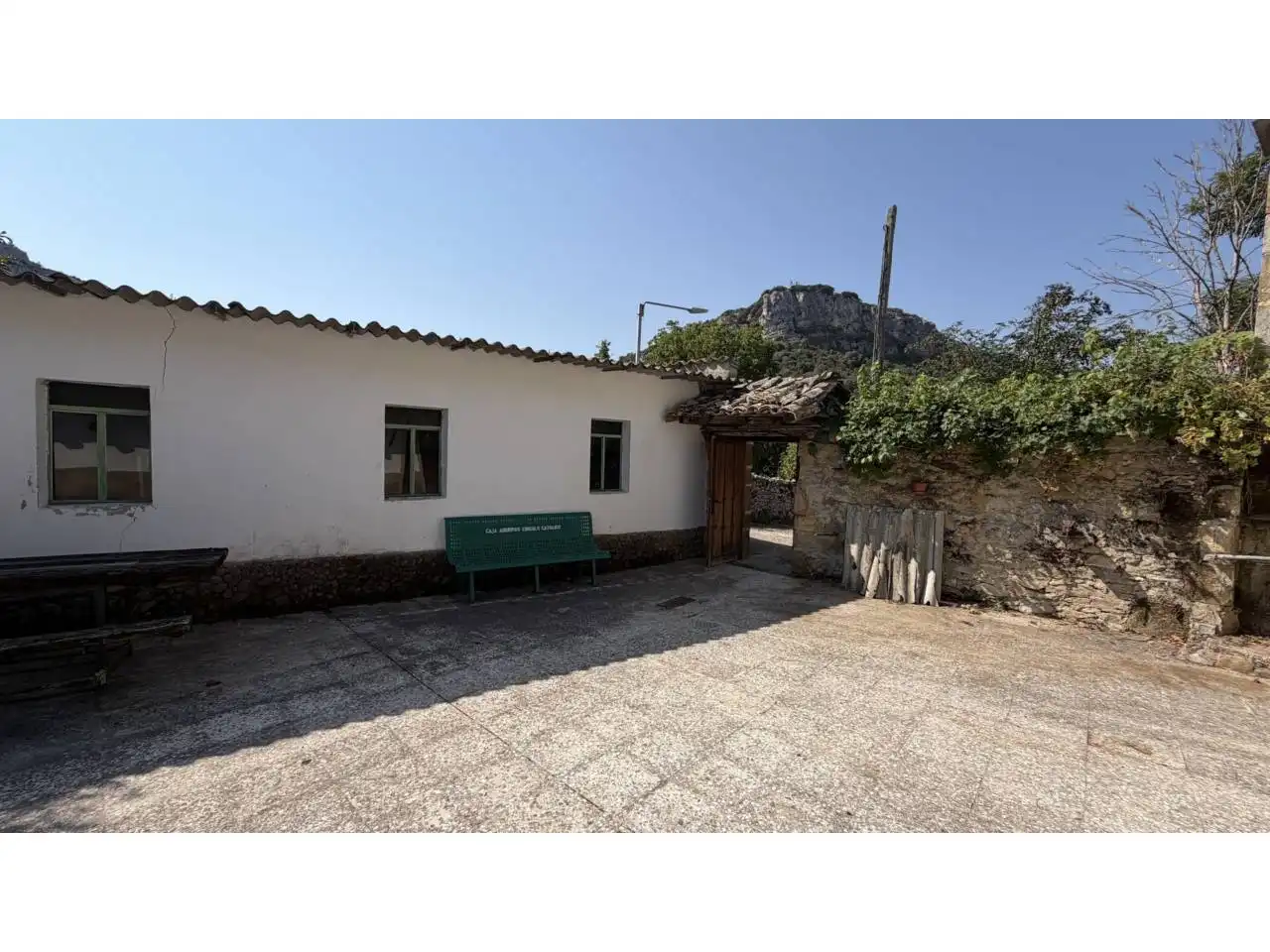Vista exterior de Casa o xalet en venda en Merindad de Sotoscueva amb Jardí privat i Terrassa