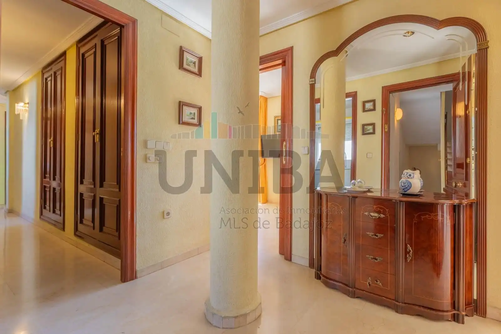 Wohnung zum Verkauf in Badajoz mit Klimaanlage, Heizung und Terrasse