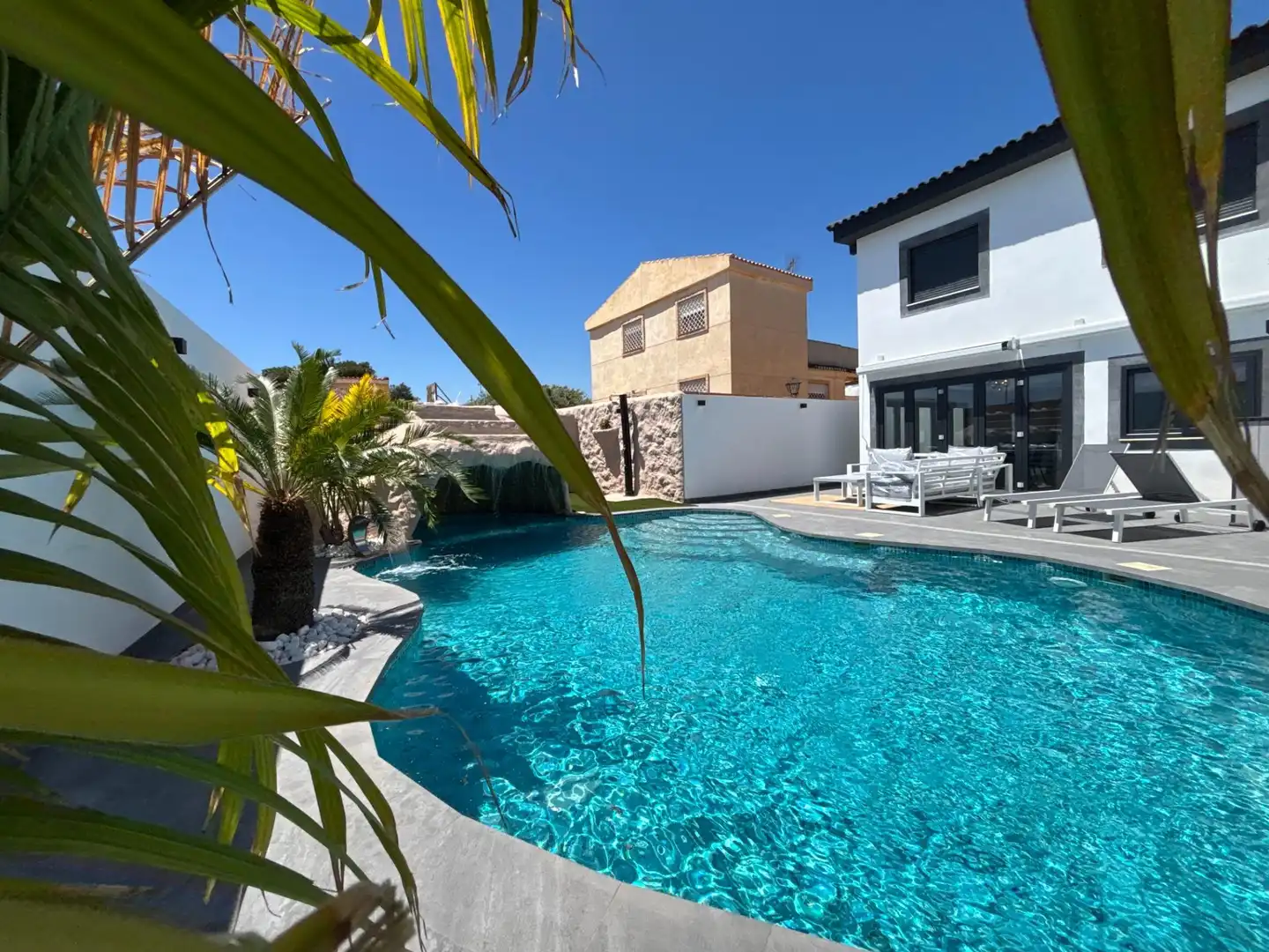 Houses for sale in Los Urrutias