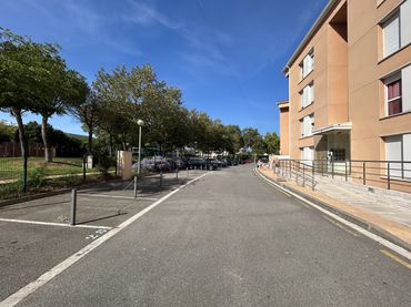 Individual to rent in Avinguda Vall de Ribes 35