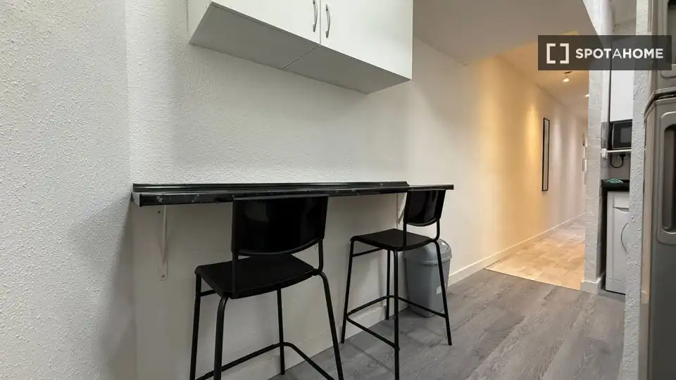 Kitchen of Flat for rent in Madrid  with Air Conditioner, Heating and Furnished