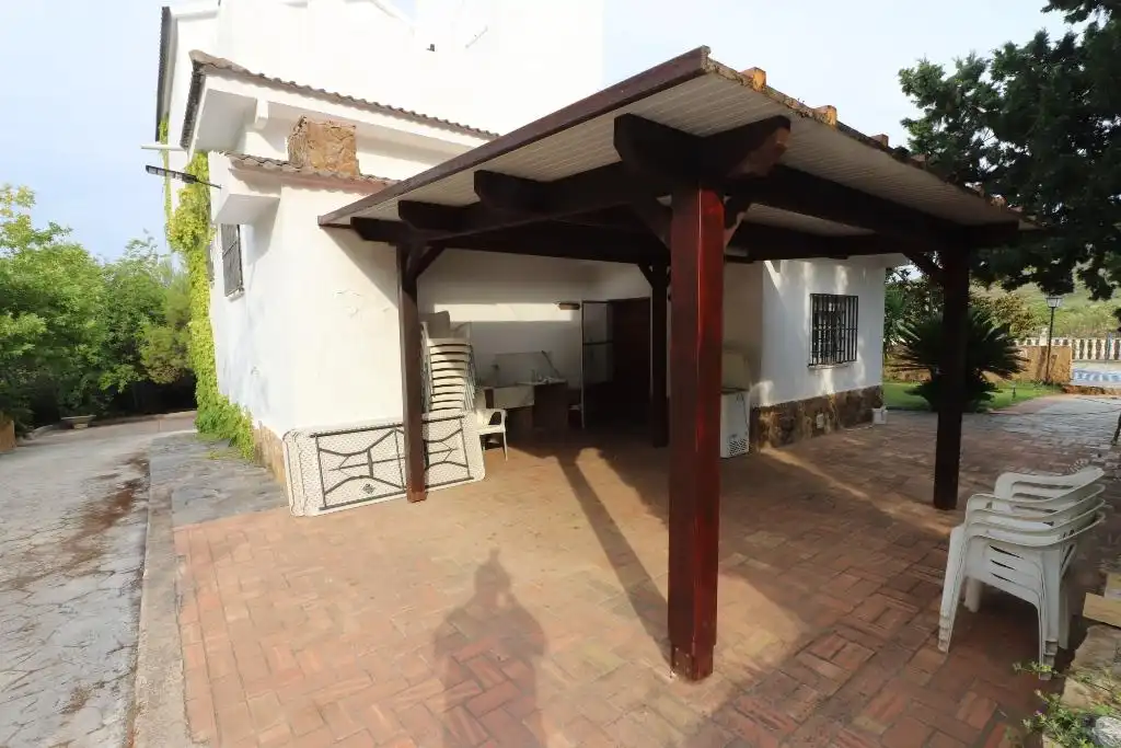 Casa rústica amb piscina en venda a Avinguda Bolot, imagen 9