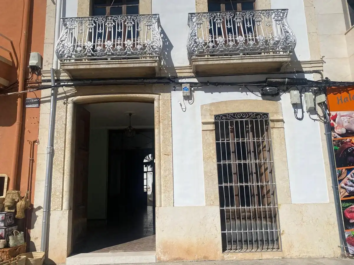 Vista exterior de Casa o xalet en venda en Gata de Gorgos amb Terrassa i Traster