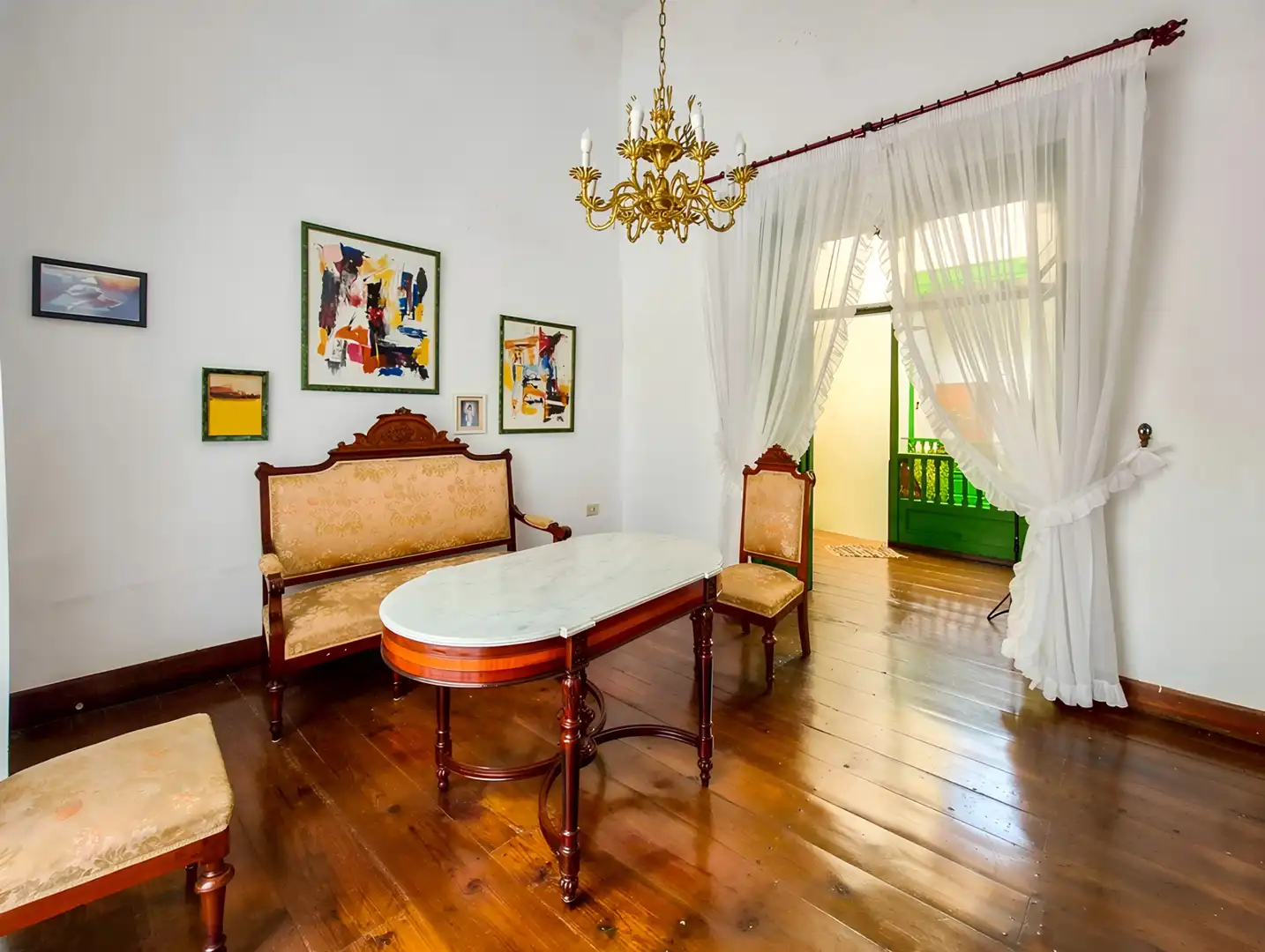 Sala d'estar de Casa o xalet en venda en Las Palmas de Gran Canaria amb Terrassa, Traster i Moblat