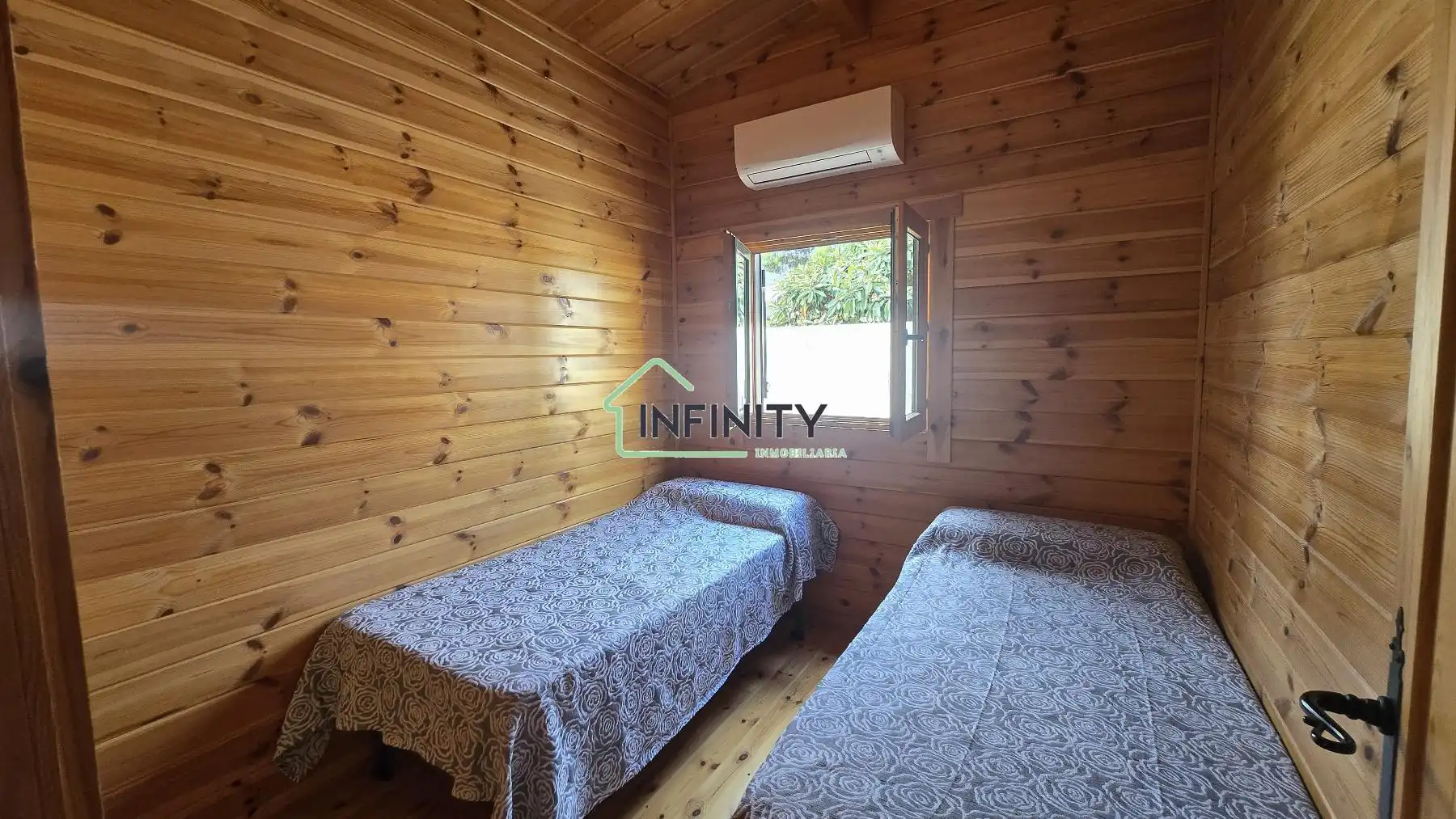 Habitación de Casa o chalet en venta en Tavernes de la Valldigna con Aire acondicionado, Trastero y Piscina