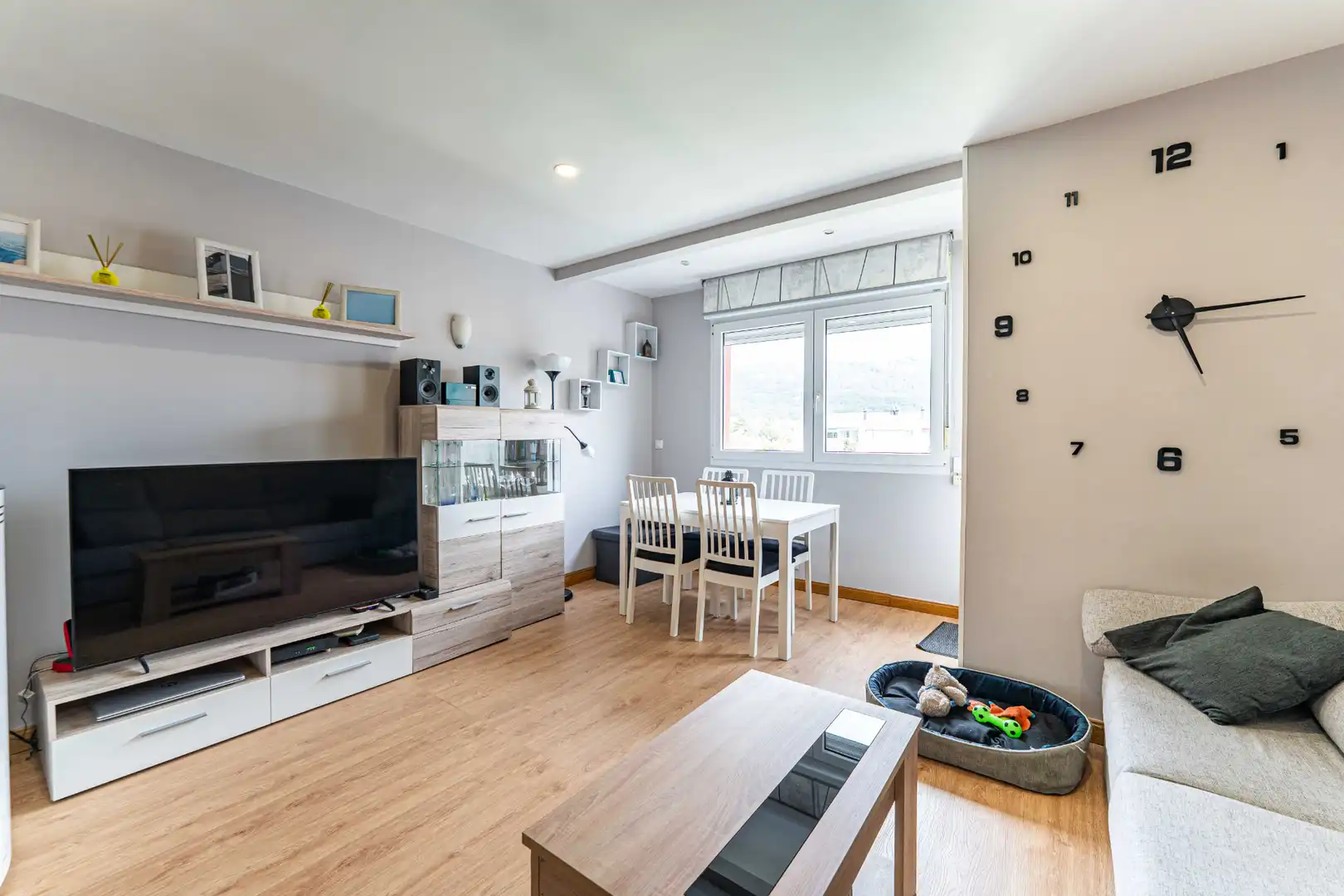 Living room of Flat for sale in Moralzarzal  with Air Conditioner, Heating and Private garden
