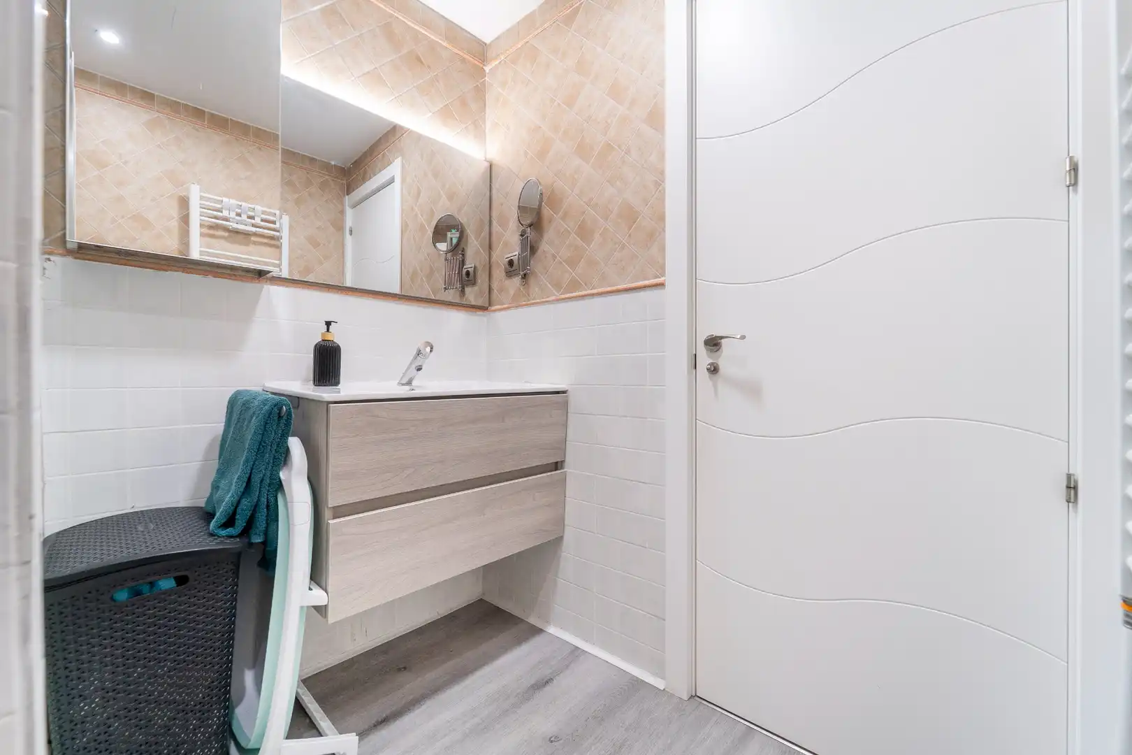 Badezimmer von Wohnung zum Verkauf in Sur - PAU 4
