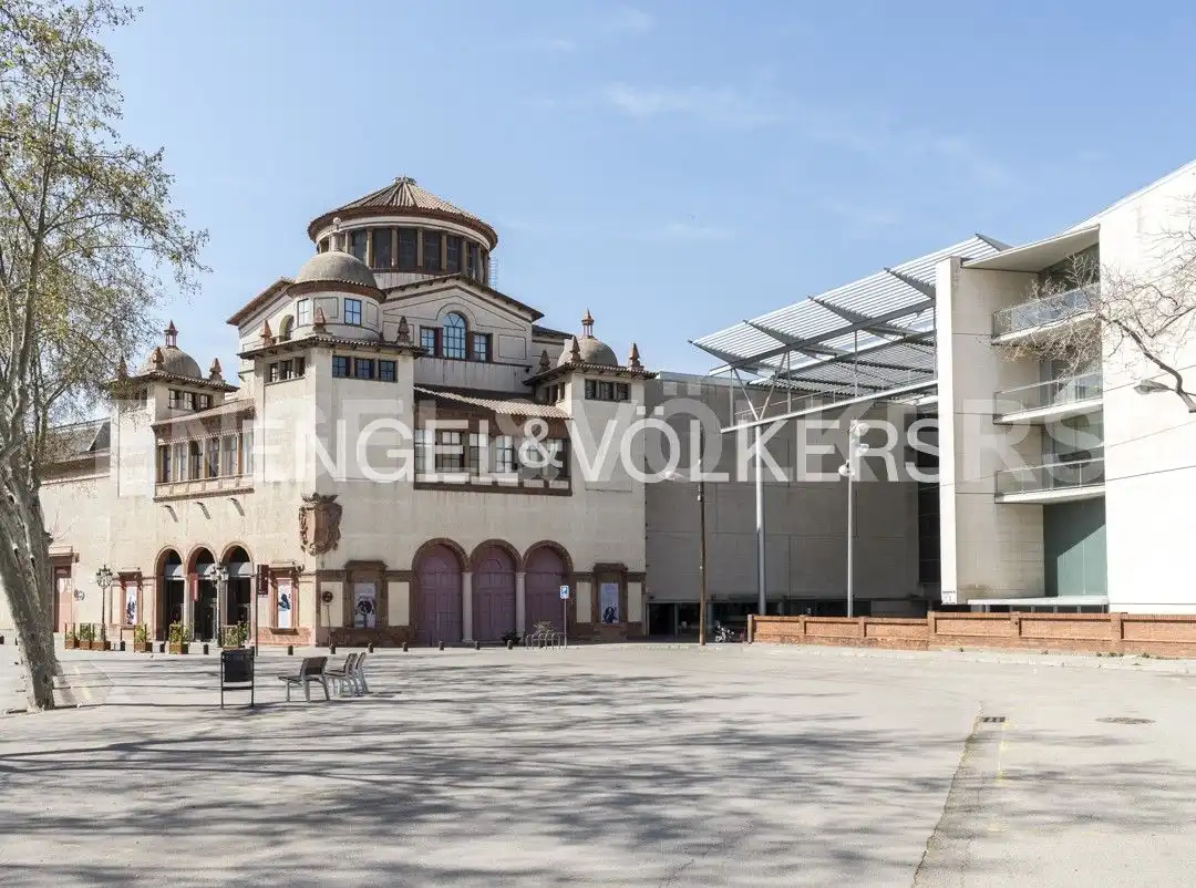 Exterior view of Flat for sale in Barcelona  with Air Conditioner, Heating and Furnished