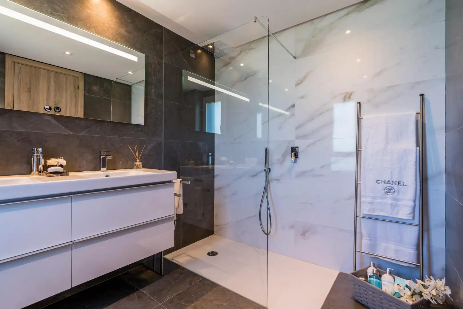 Baño de Apartamento en venta en San Roque con Aire acondicionado, Calefacción y Jardín privado