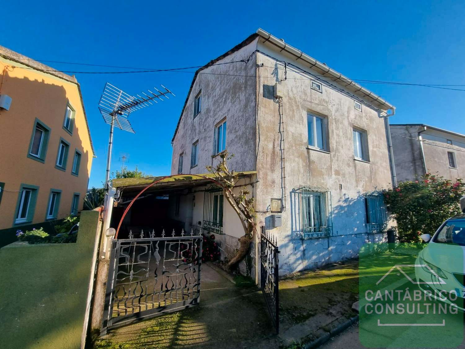 House or chalet for sale in Castropol