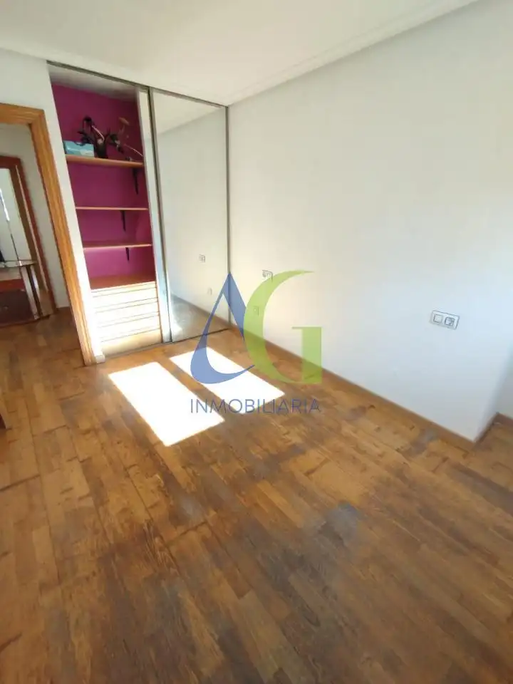 Pis en venda en San Andrés del Rabanedo amb Calefacció, Parquet i Traster