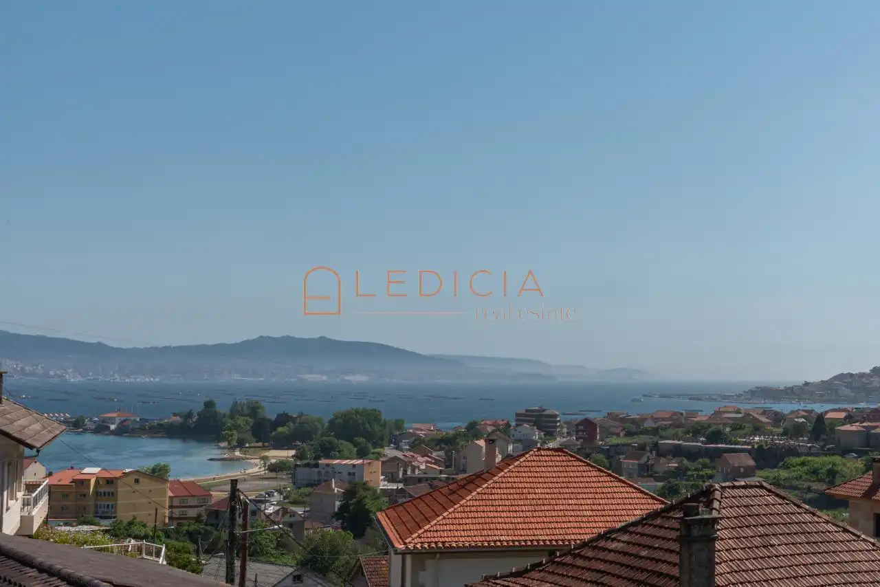 Houses for sale in Moaña  with Heating, Private garden and Swimming Pool